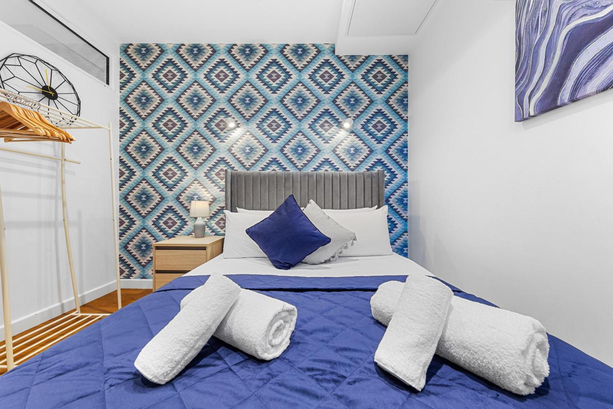 Modern One Bedroom Flat - Near Heathrow, Windsor Castle, Thorpe Park - Staines Tw18 Appartement Londres