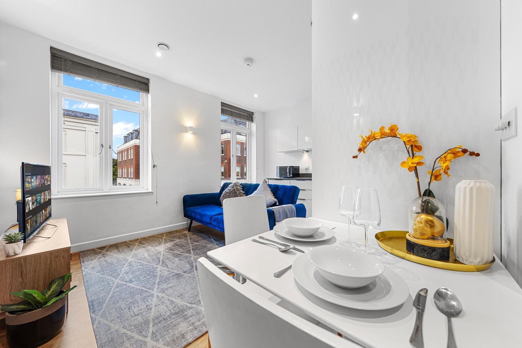 Appartement Modern One Bedroom Flat - Near Heathrow, Windsor Castle, Thorpe Park - Staines Tw18 *