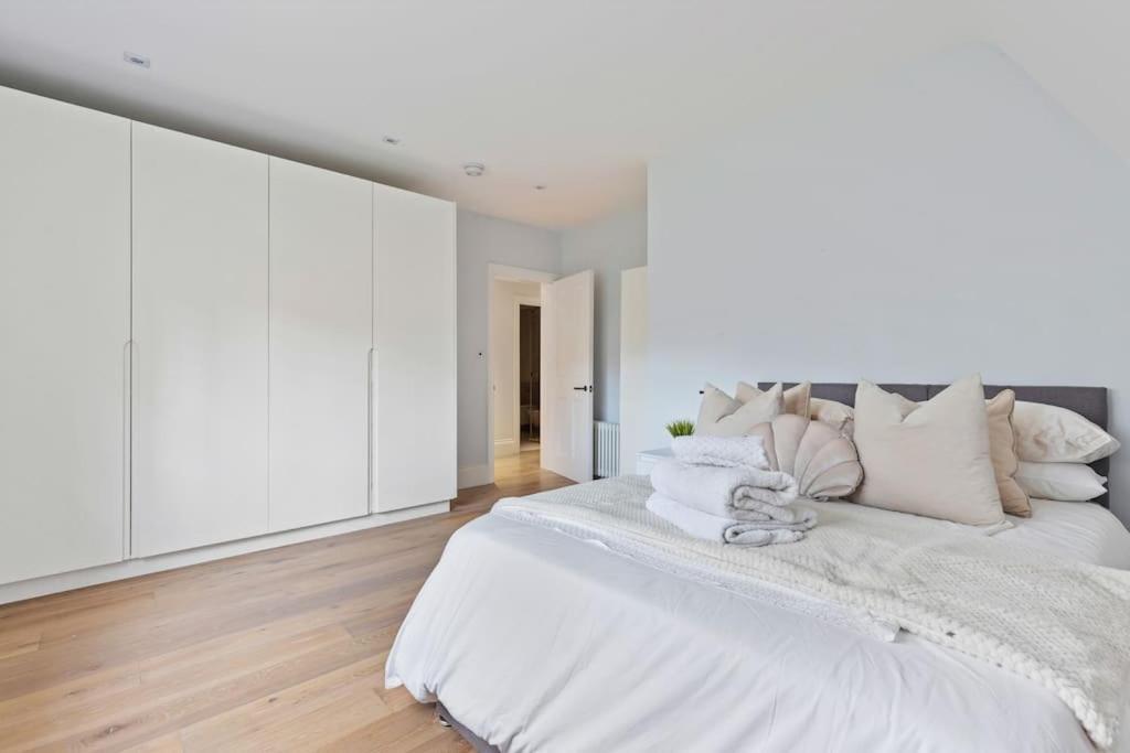 Luxury 3 Bed Flat In Kensington Appartement