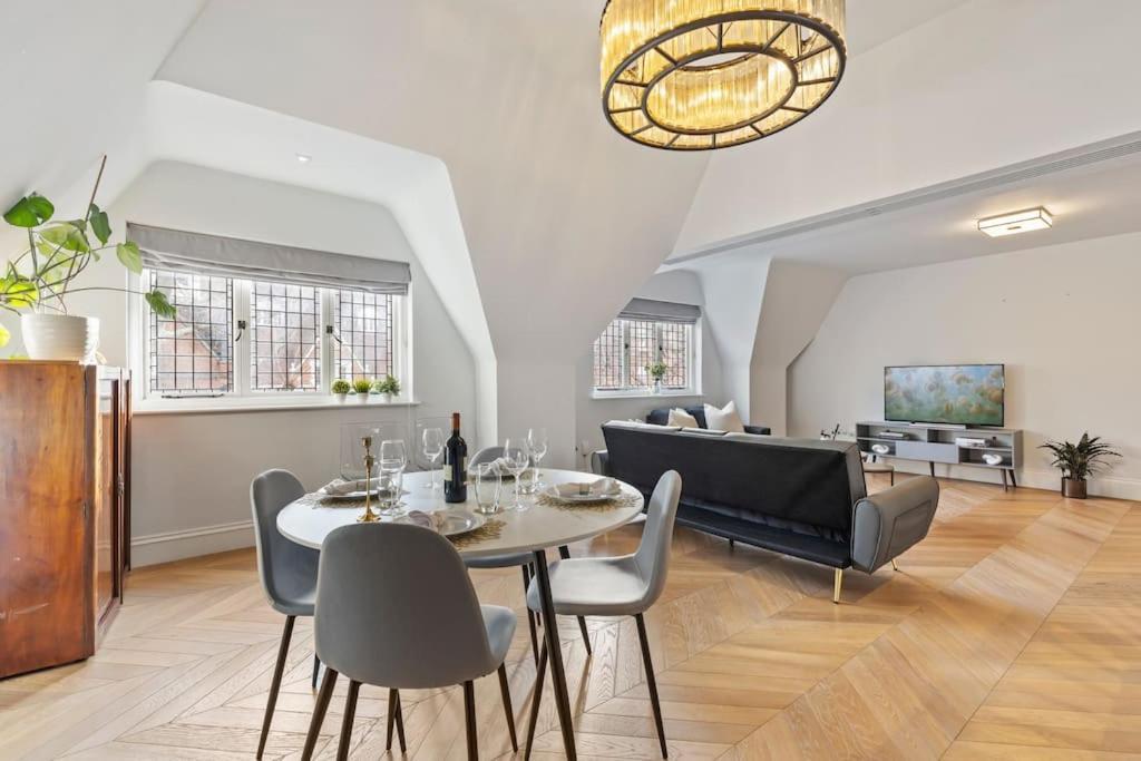 Luxury 3 Bed Flat In Kensington * Londres