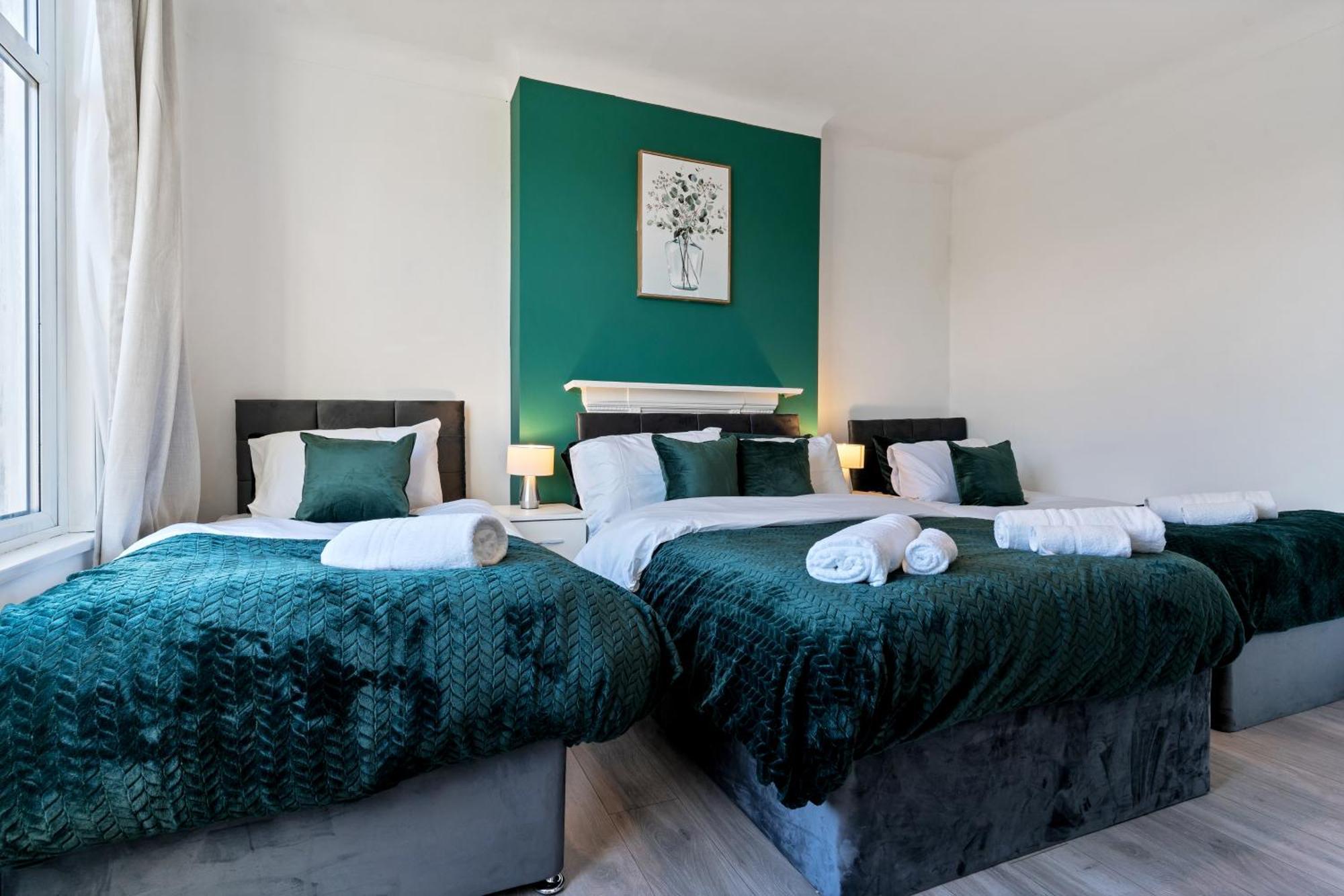 Stylish 2 Bed Near Apartamento *