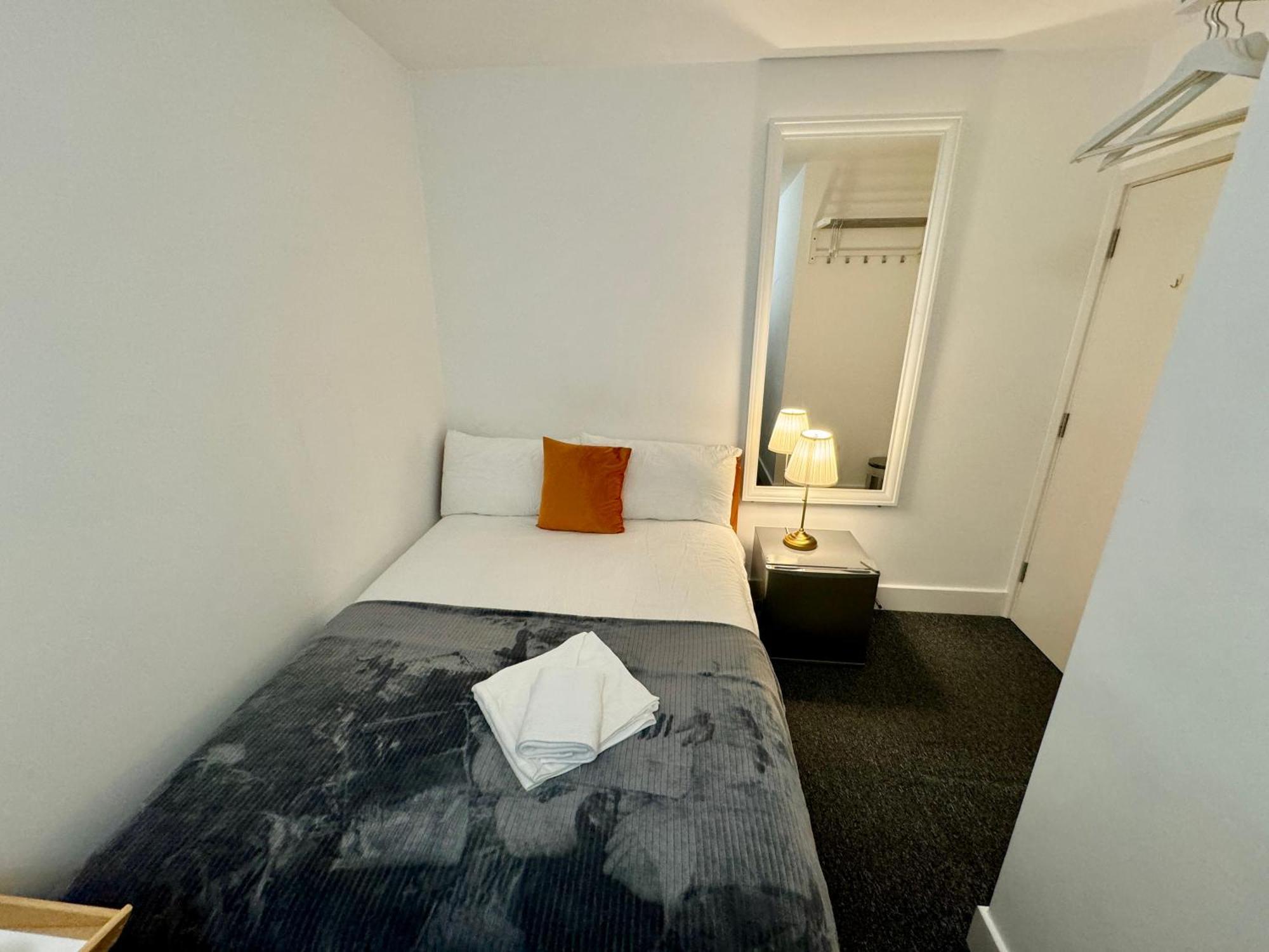 Cosmopolitan Comfort Private Bedrooms In Euston 106 Accommodatie bij particulieren