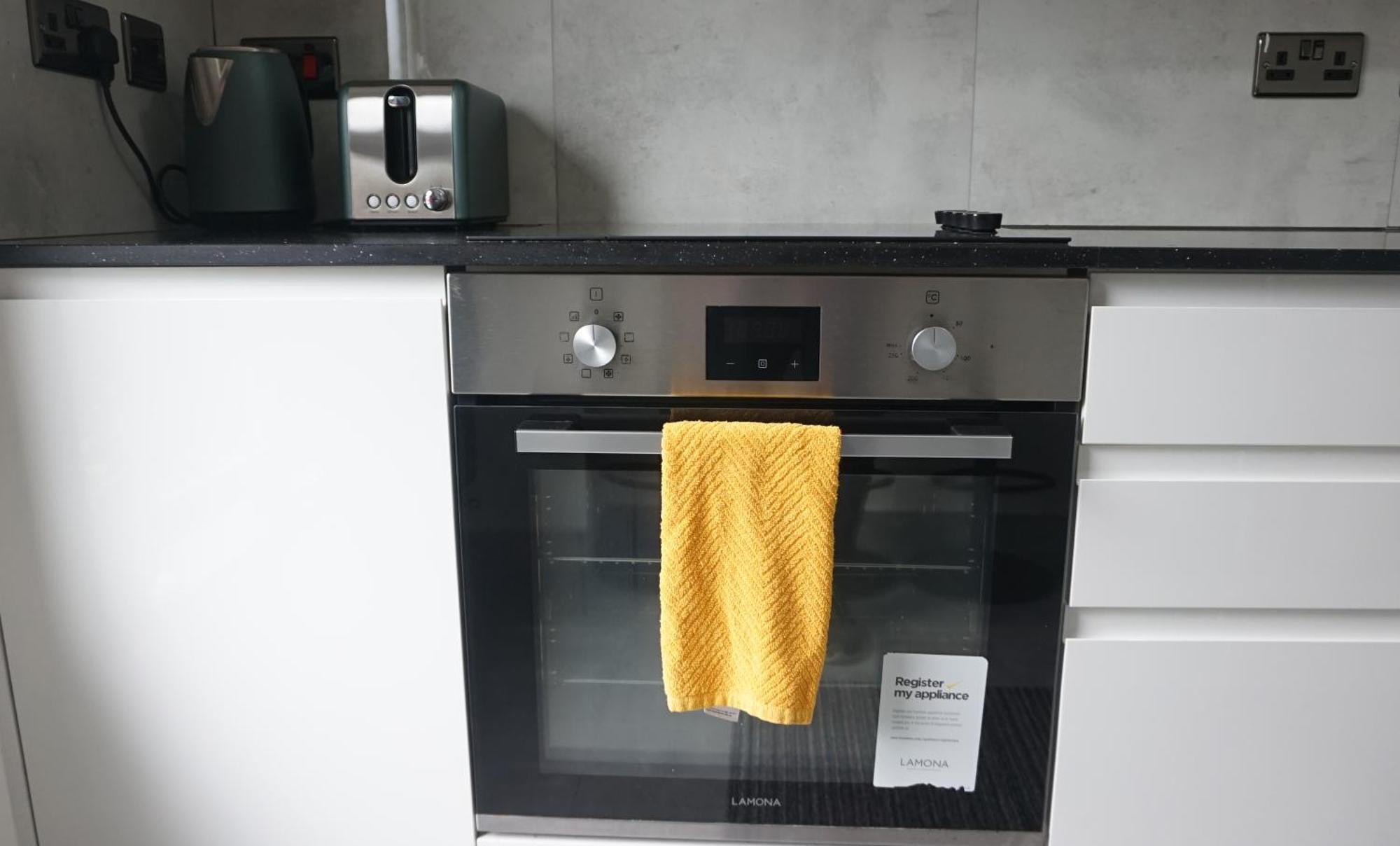 Appartement Beautiful Sleeps 6, 2 Minutes To Metro *