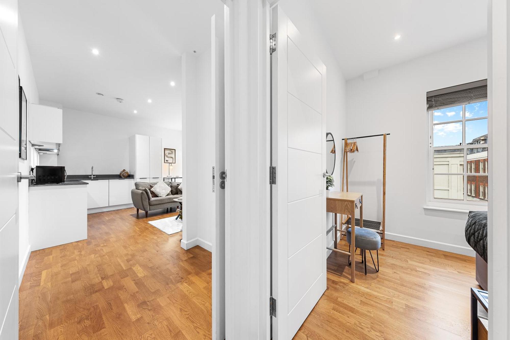 Appartement Modern One Bedroom Flat - Near Heathrow, Windsor Castle, Thorpe Park - Staines Tw18