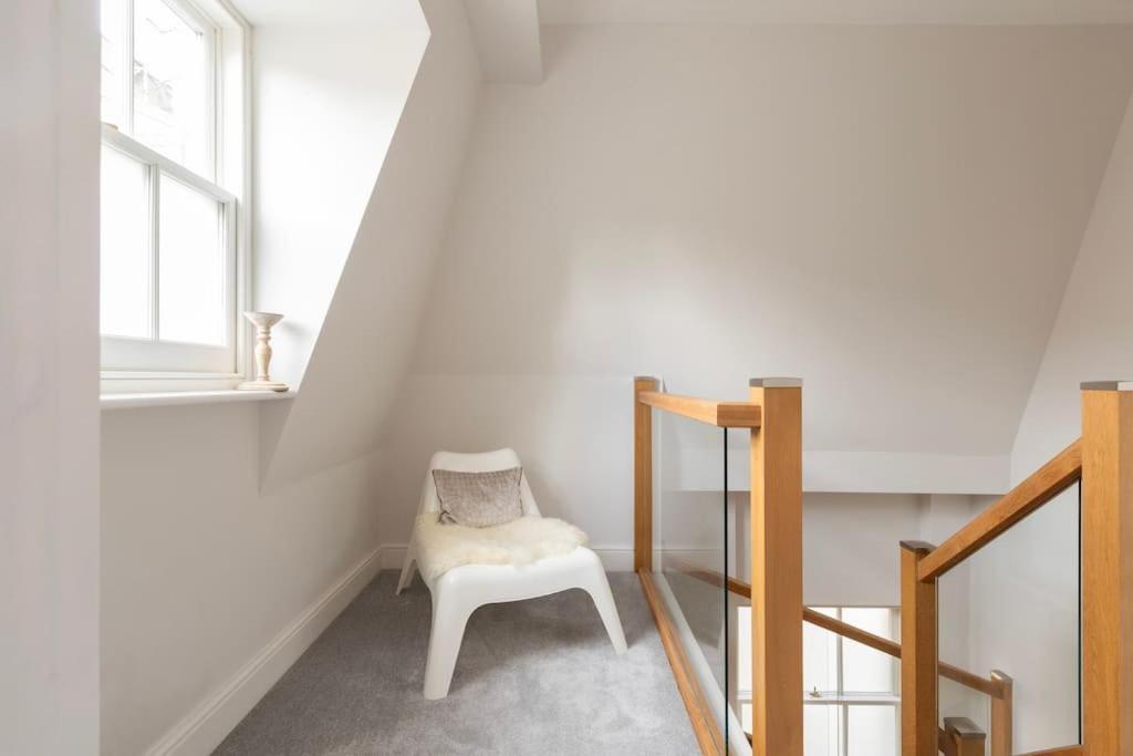Beautiful 3 Bd House In Paddington Londres
