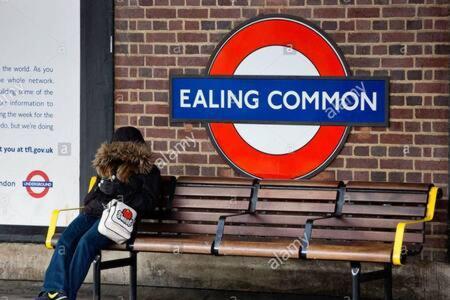 Apartment Modern Ealing Common Duplex London