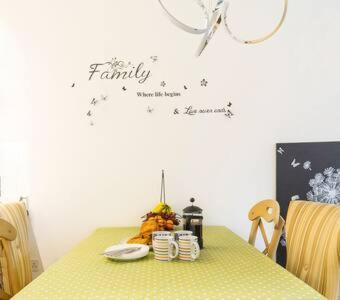 Modern Ealing Common Duplex * Londres