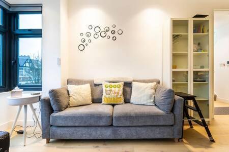 Modern Ealing Common Duplex Appartement Londres