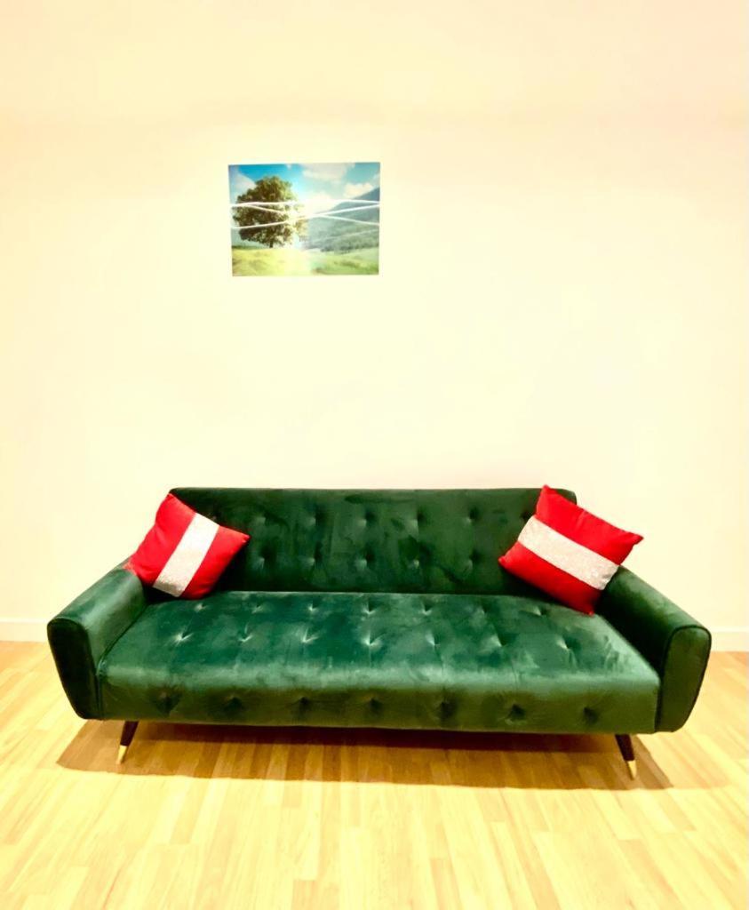 One Bedroom Queen's Park In Apartamento Londres