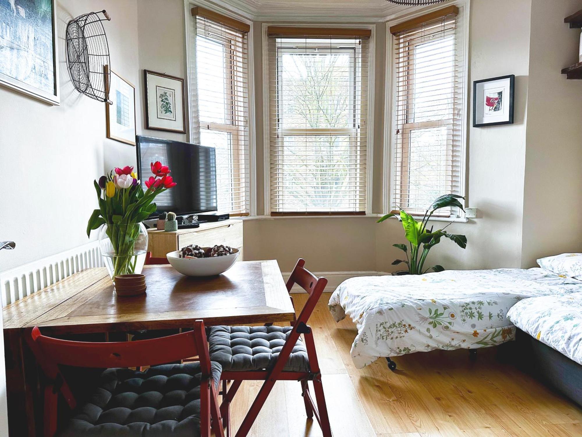Apartamento Artistic Pied-A-Terre, Steps From The Tube, Moments From London'S Heart