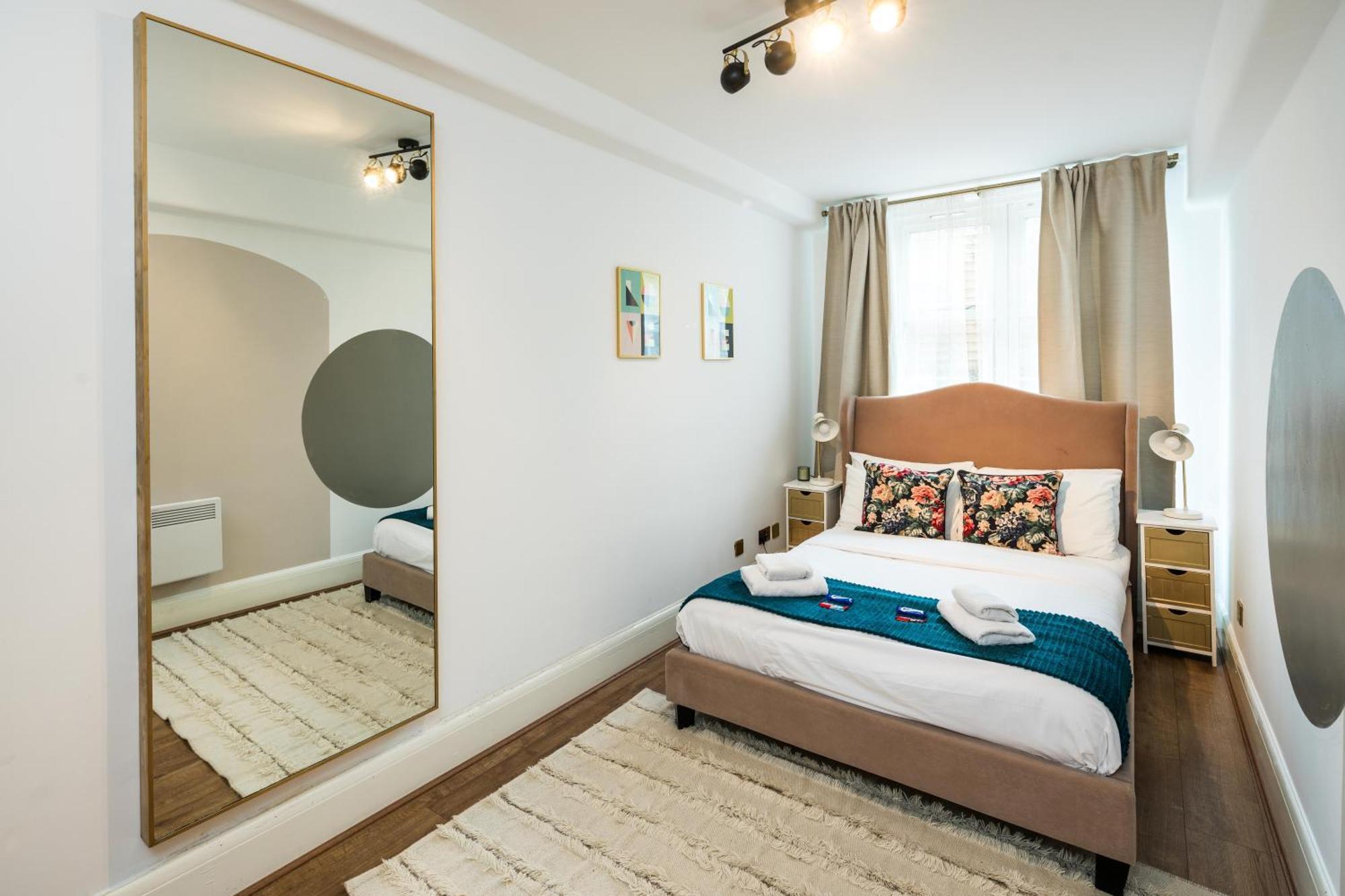 Charming Spacious 2br Flat Near Station Parking Appartement *