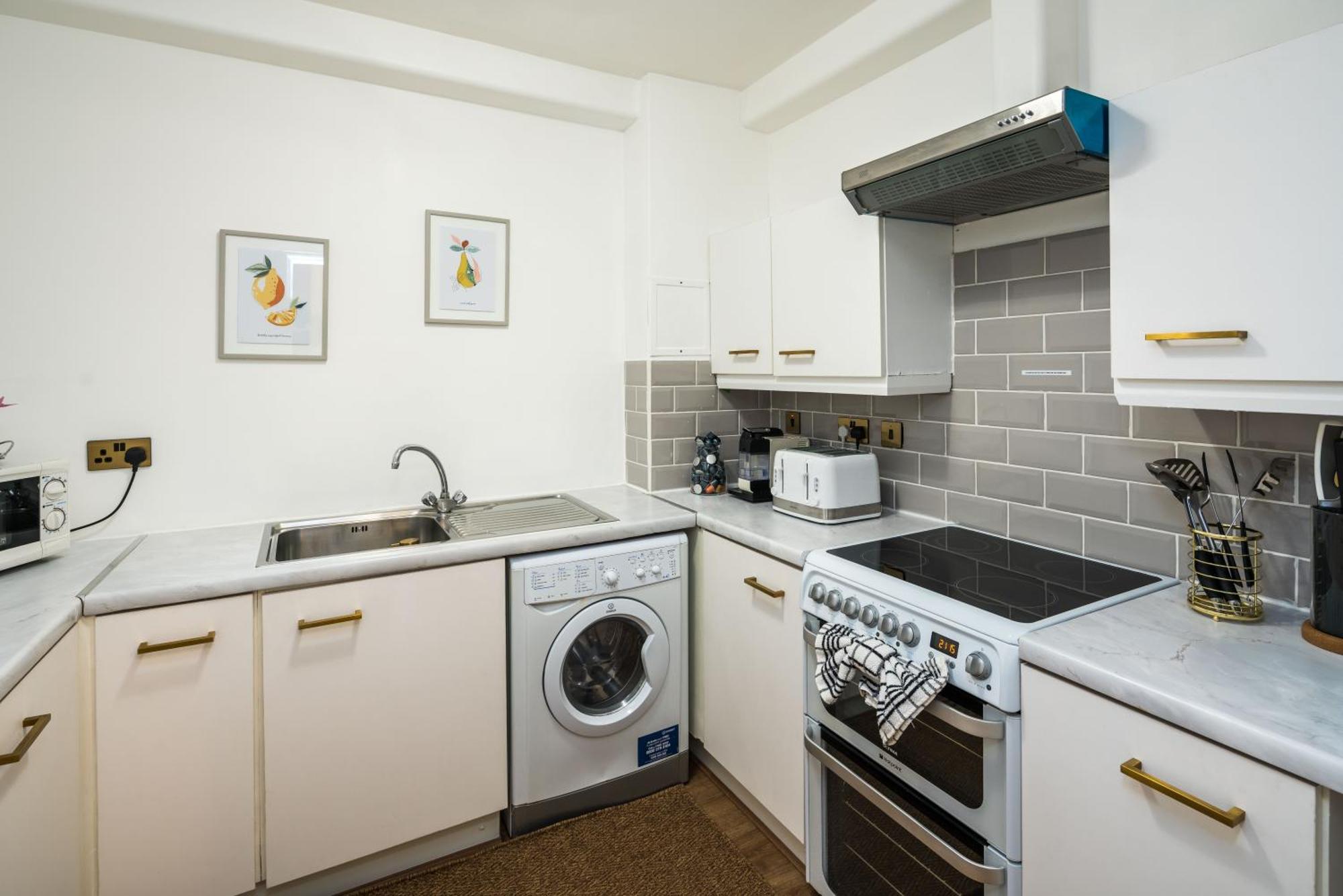 Charming Spacious 2br Flat Near Station Parking Appartement *