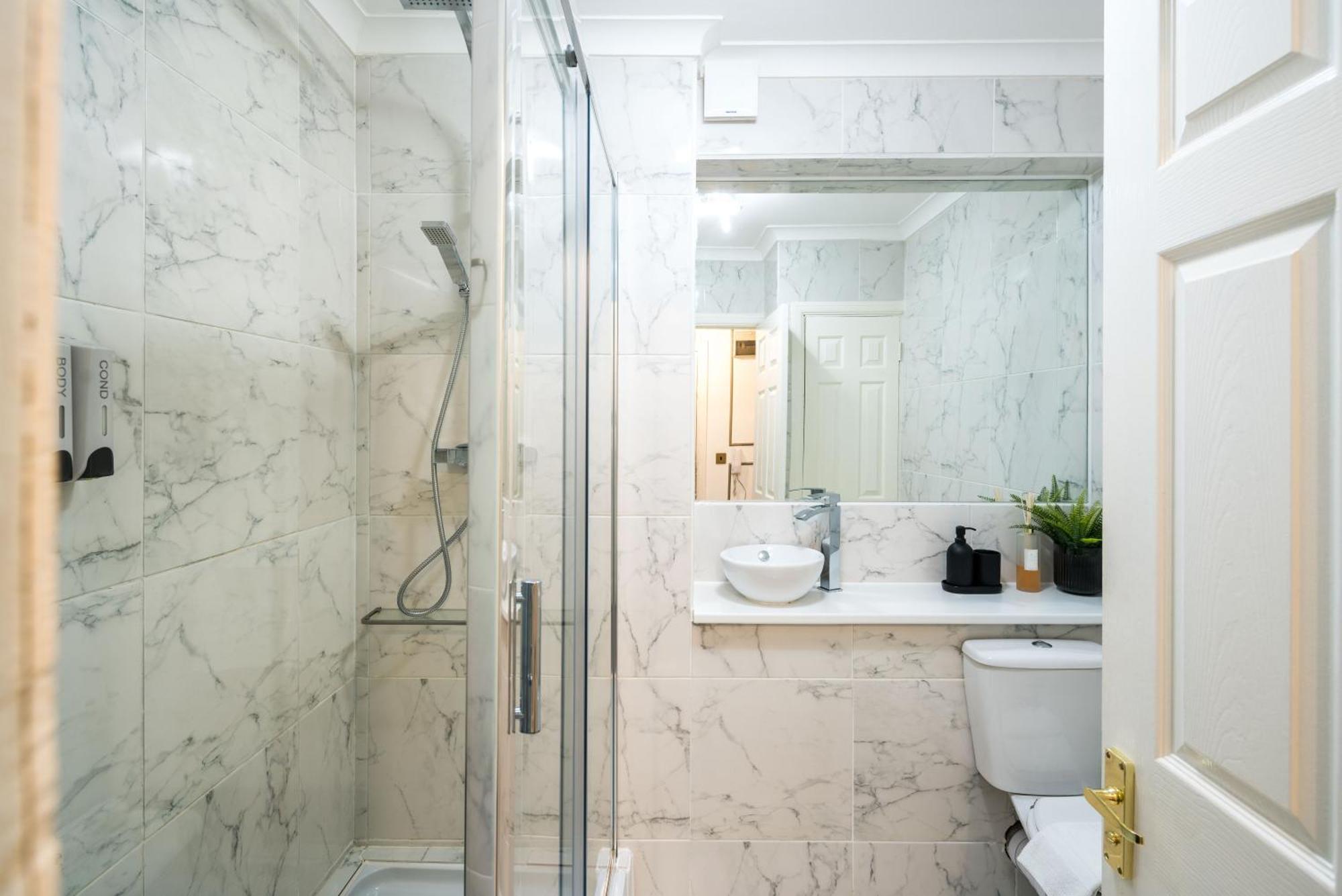 Appartement Charming Spacious 2br Flat Near Station Parking *