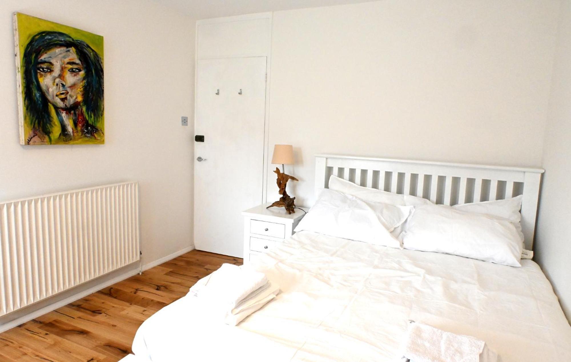 3-bed House With Amazing Garden Villa *