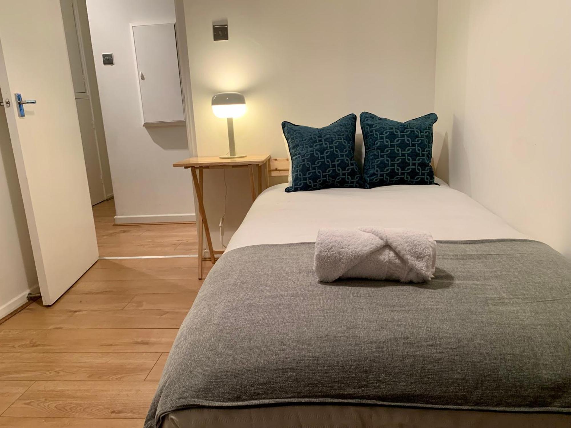 Finsbury Park Zone 2 - 10 Minutes To London