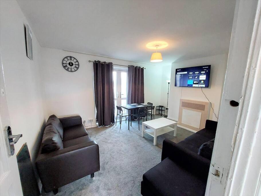 3 Bedroom Flat In Hoxton Appartement