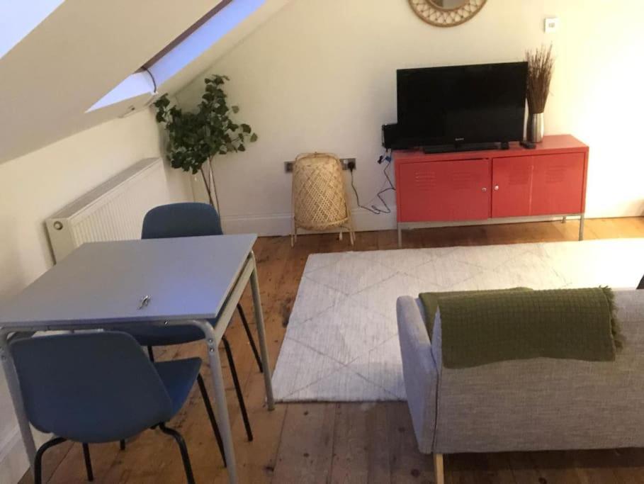 Fabulous Central Studio - Flat 4 Highbury