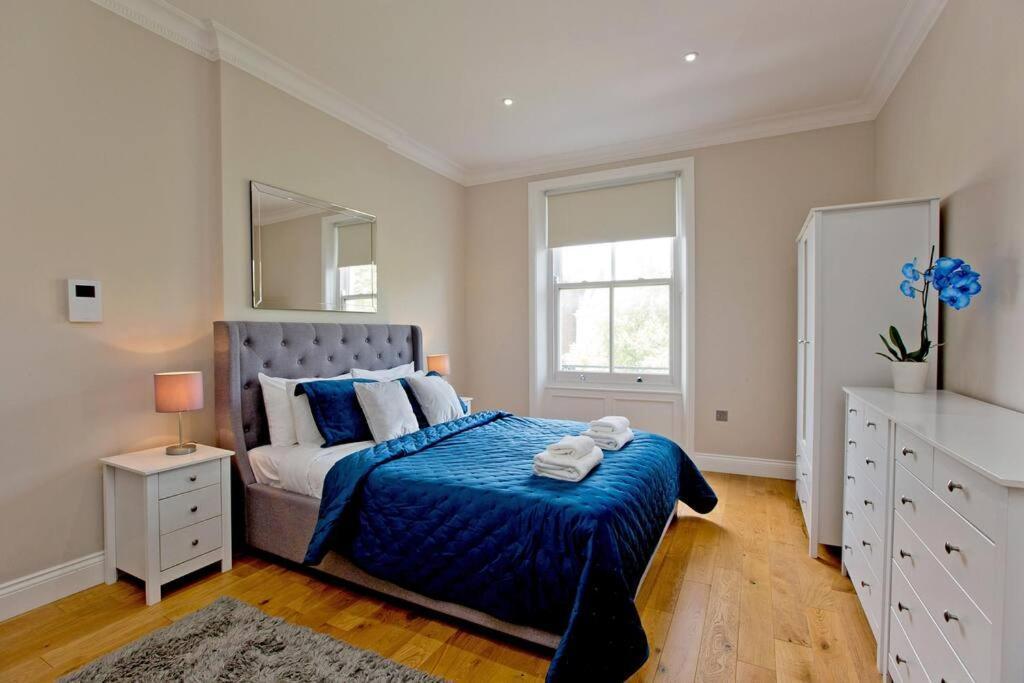 F7 Large 2bed Kensington Londres