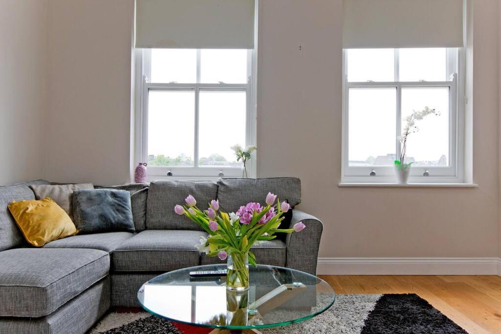 Appartement F7 Large 2bed Kensington