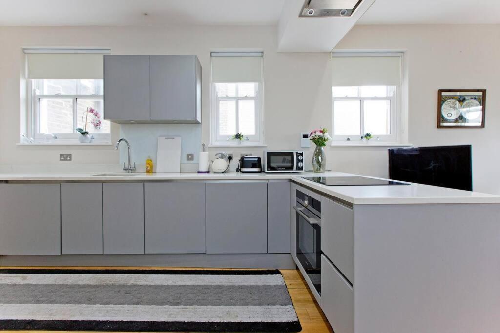 Stylish 1bed Duplex Kensington Appartement *