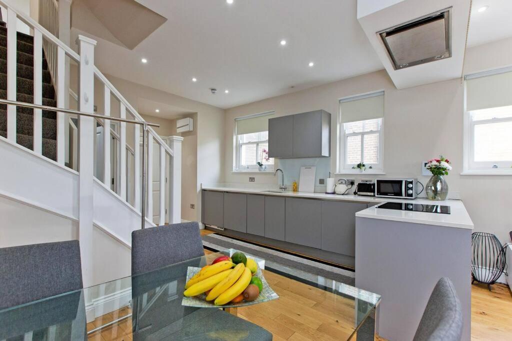 Stylish 1bed Duplex Kensington Londres
