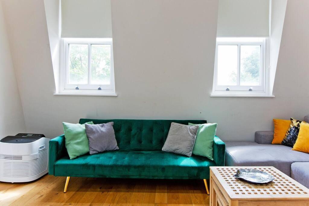 Stylish 1bed Duplex Kensington * London