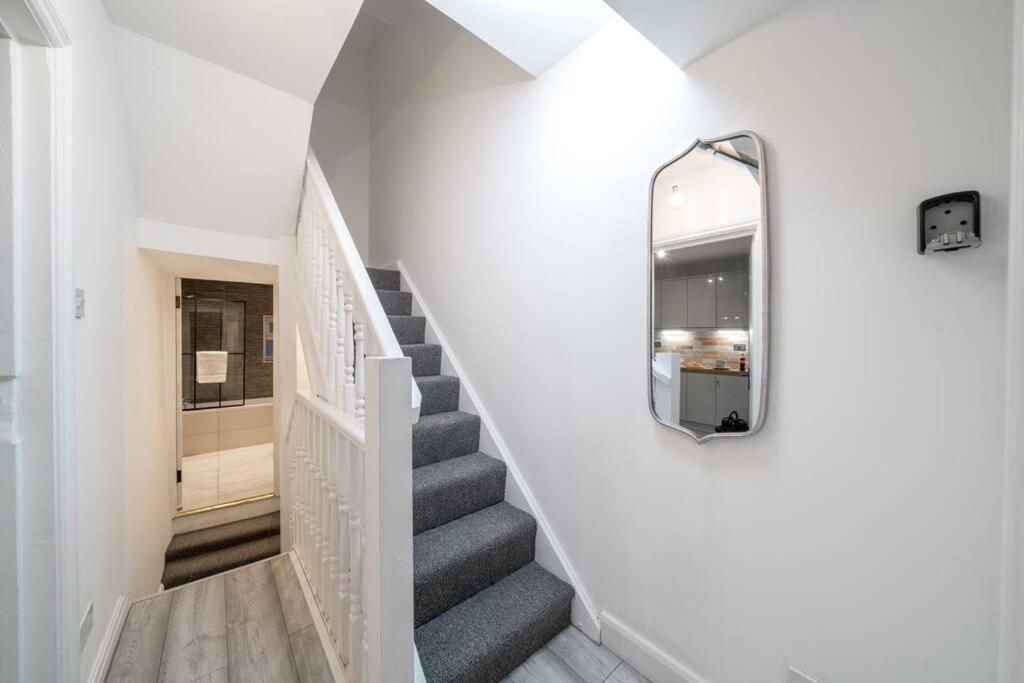 Large Stylish Apartamento *