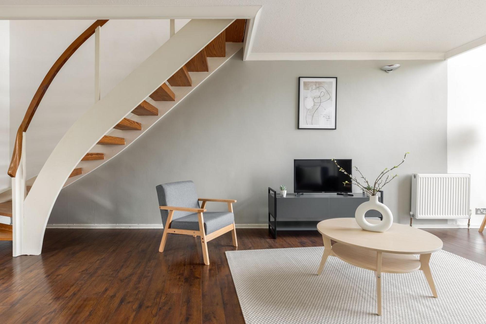 The Canada Water Apartment *
