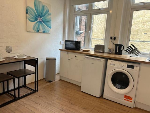 Neat Studio In Shoreditch Apartment *