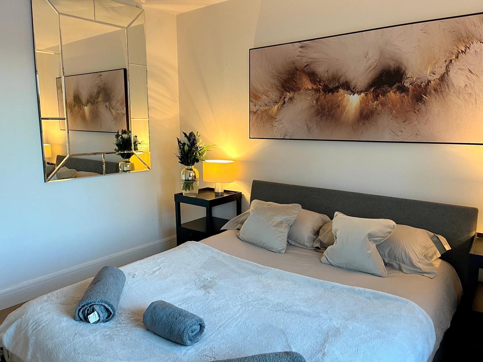 My One & Only By Sloane Square Airconditioning *