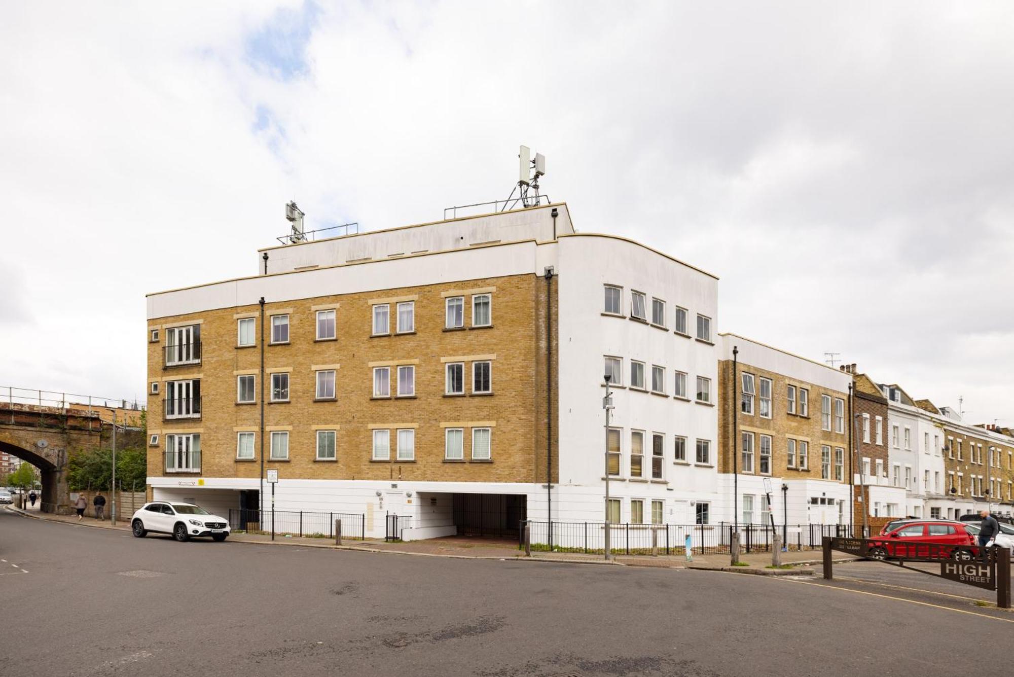 Apartamento Spacious 2 Bed Battersea High Street