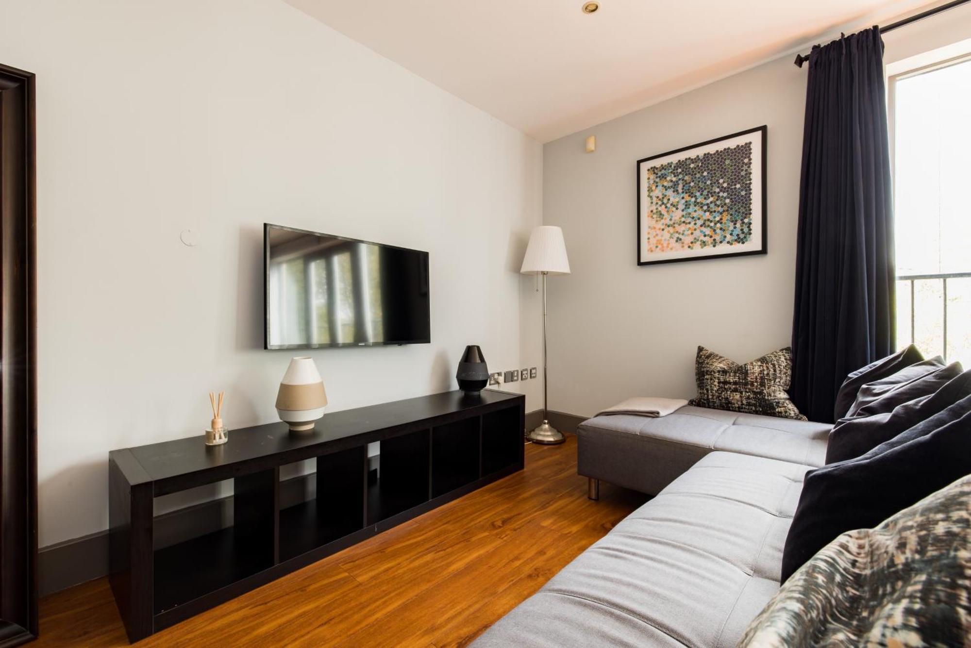 Spacious 2 Bed Battersea High Street Apartamento Londres