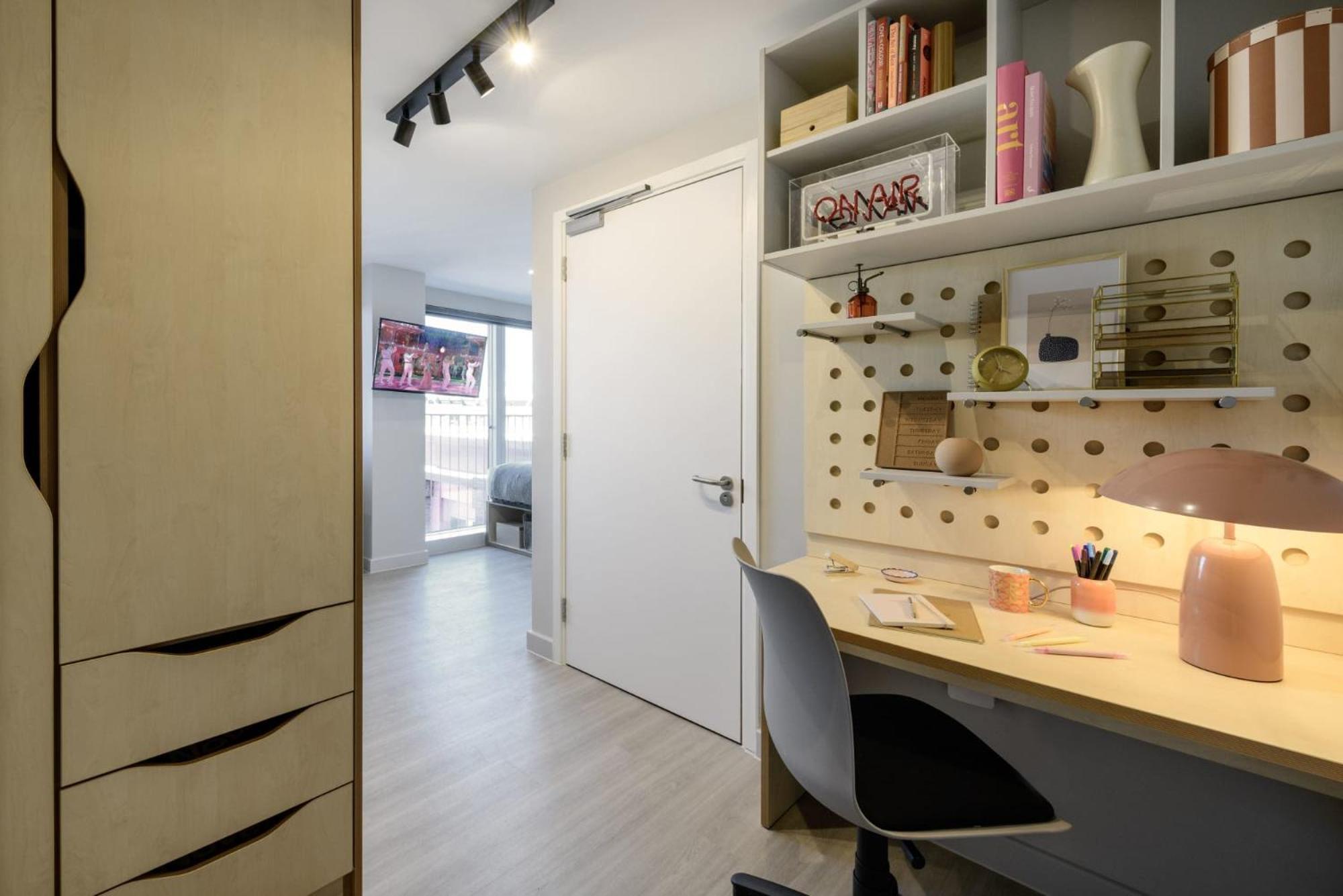 Cosy City Living Ensuites At Trendy Wick Park In London Appartement Londen