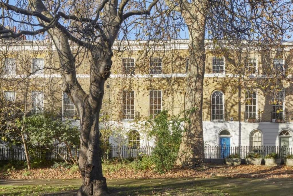 Hébergement de vacances Gorgeous Grade Ii Listed Georgian House - Leafy Square Views -
