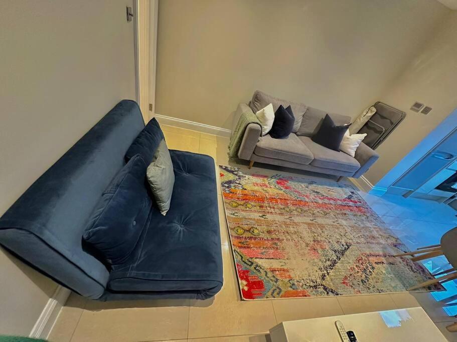 Lovely 2 Bedroom Ground Floor Flat With Garden. * Londres