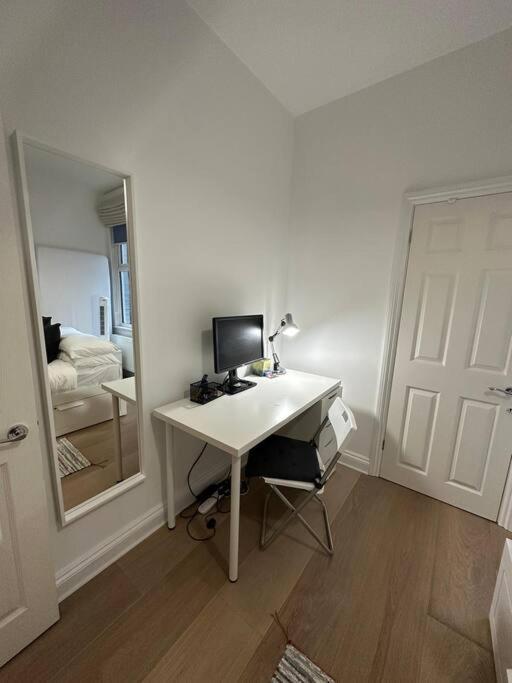 Lovely 2 Bedroom Ground Floor Flat With Garden. * Londres