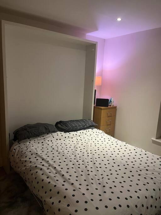 1 Bed Flat In Apartamento