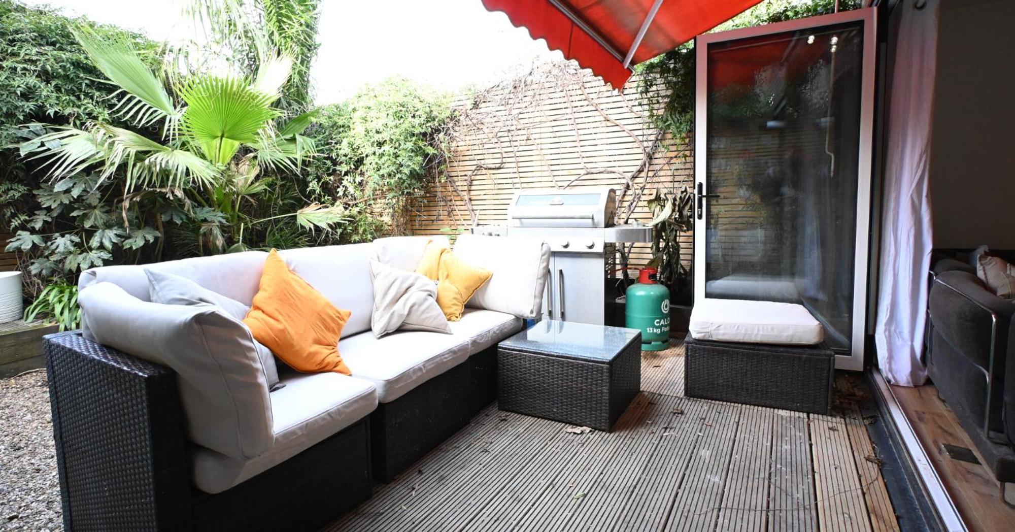 3-bed House With Amazing Garden Villa