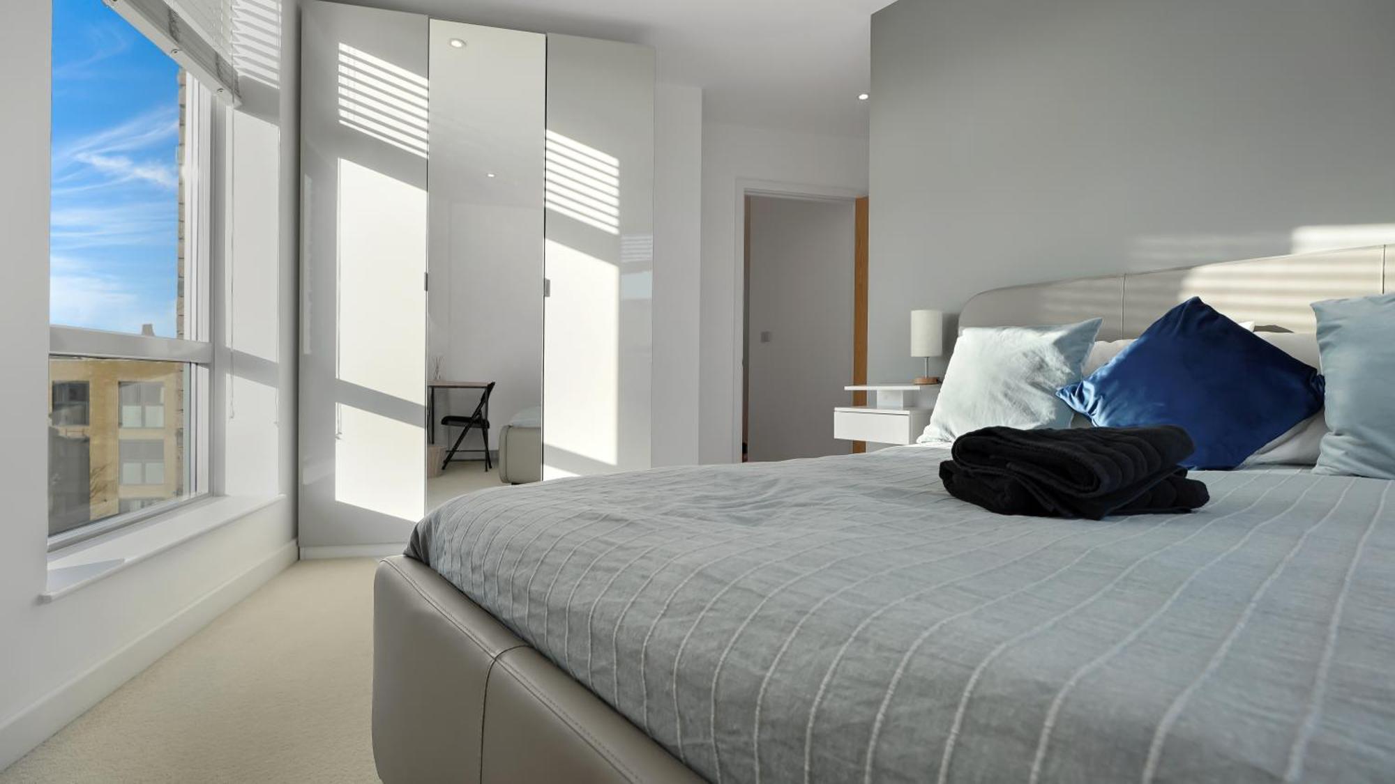 Apartment Modern And Spacious Penthouse In Putney With Free Parking