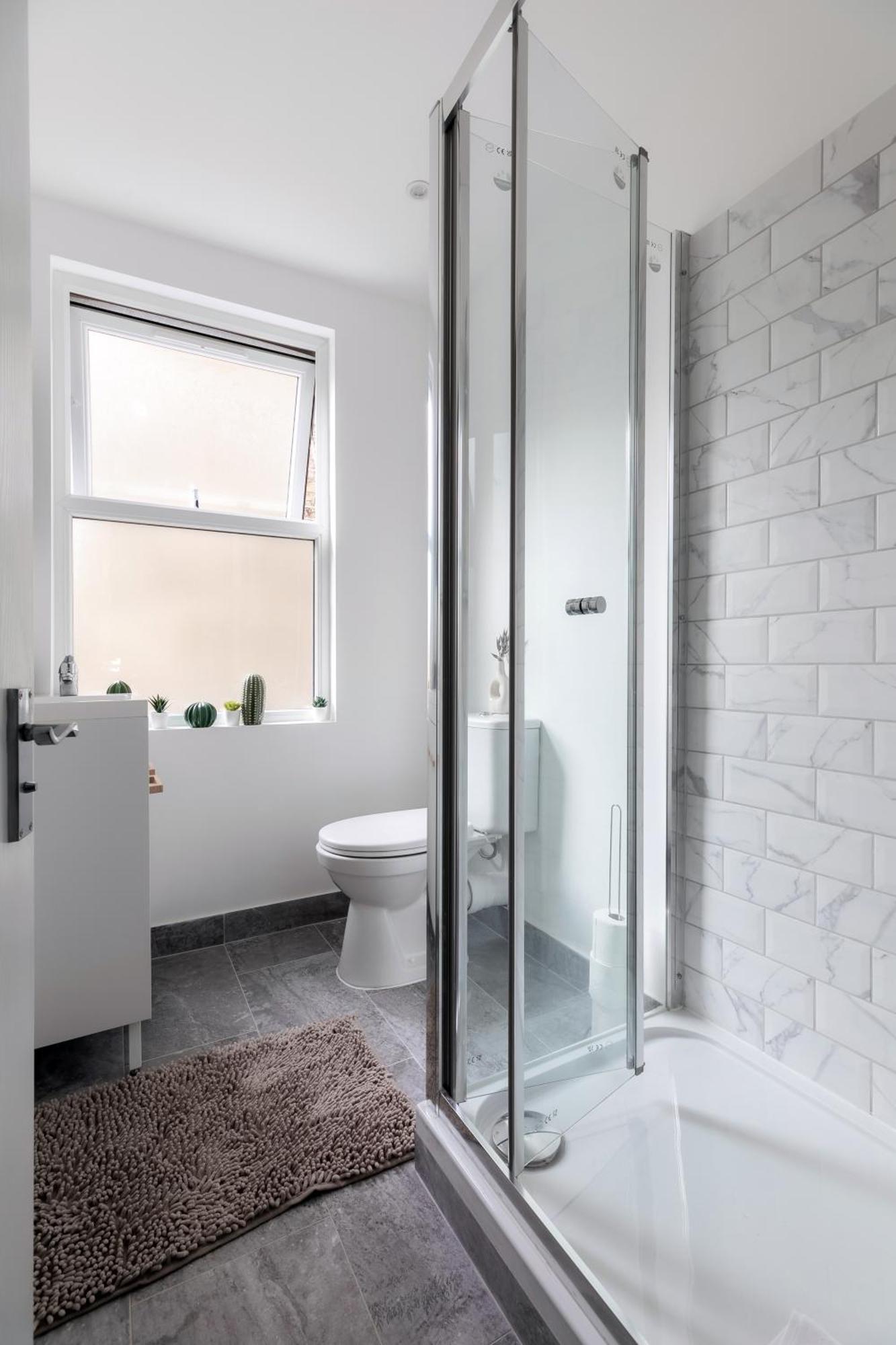 Homely 3 Bedroom House In Hammersmith Appartement