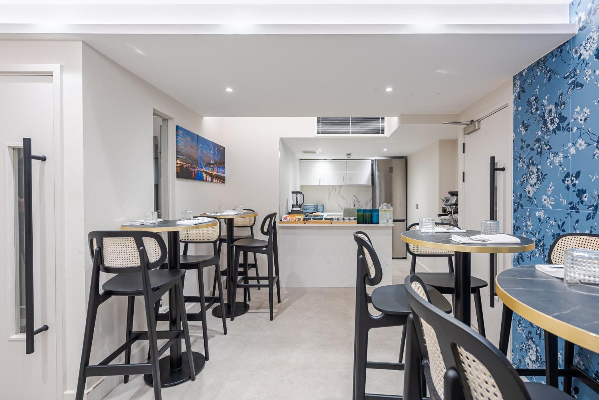 St Pancras 4* London