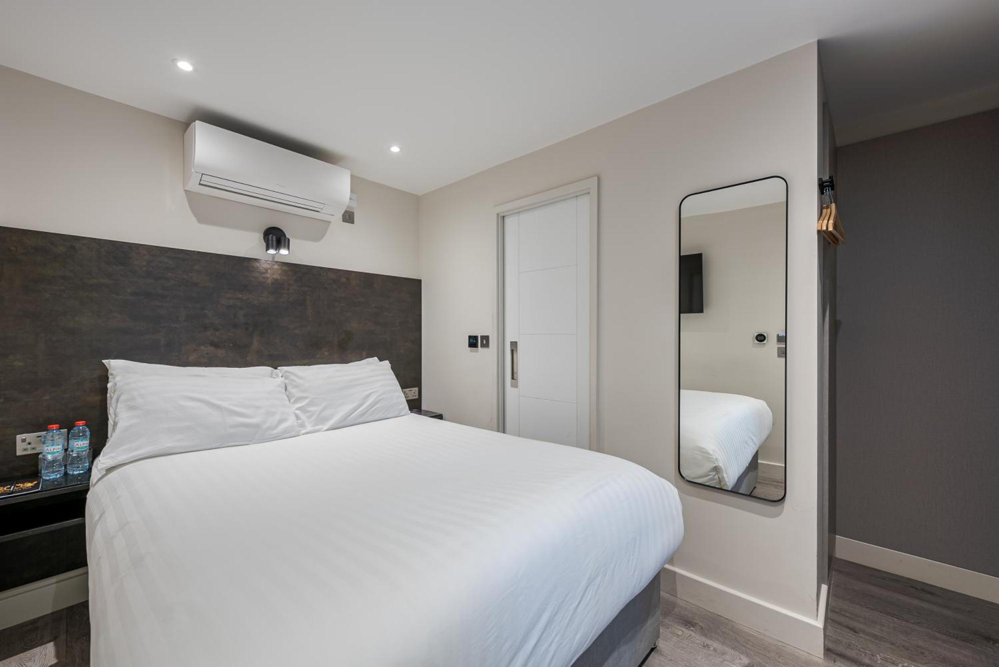 St Pancras 4* London