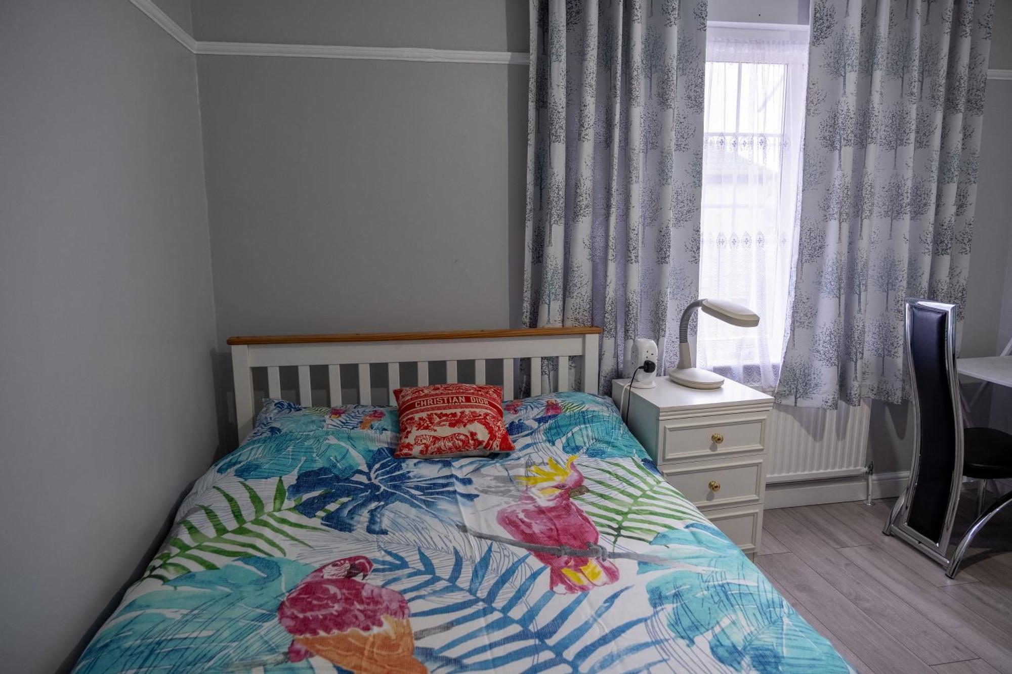 Accommodatie bij particulieren Spacious Double Bedroom In Shooters Hill
