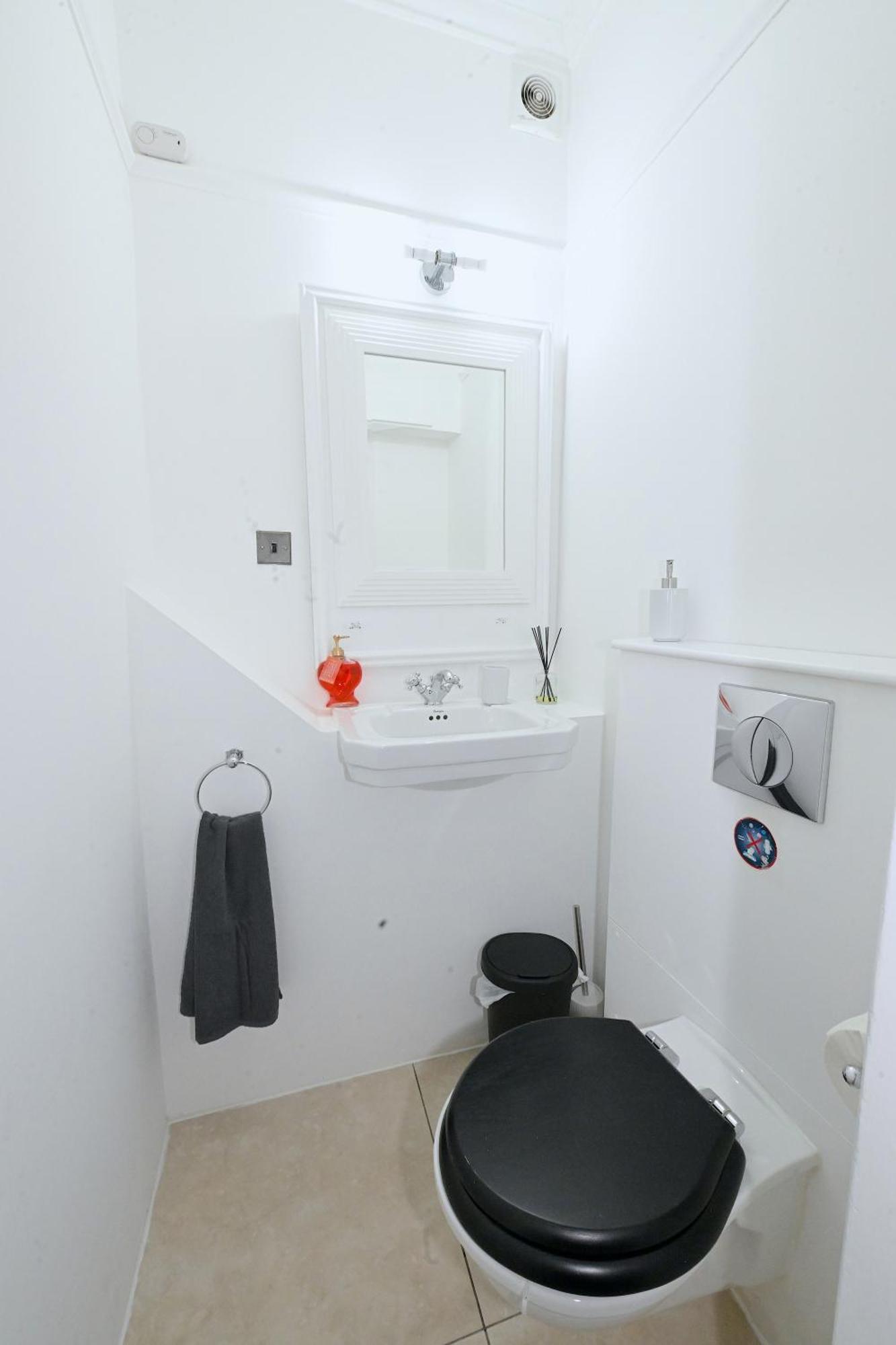 Stunning 4 Bedroom Flat In Regent's Park - Abbey Rd Сasa de vacaciones