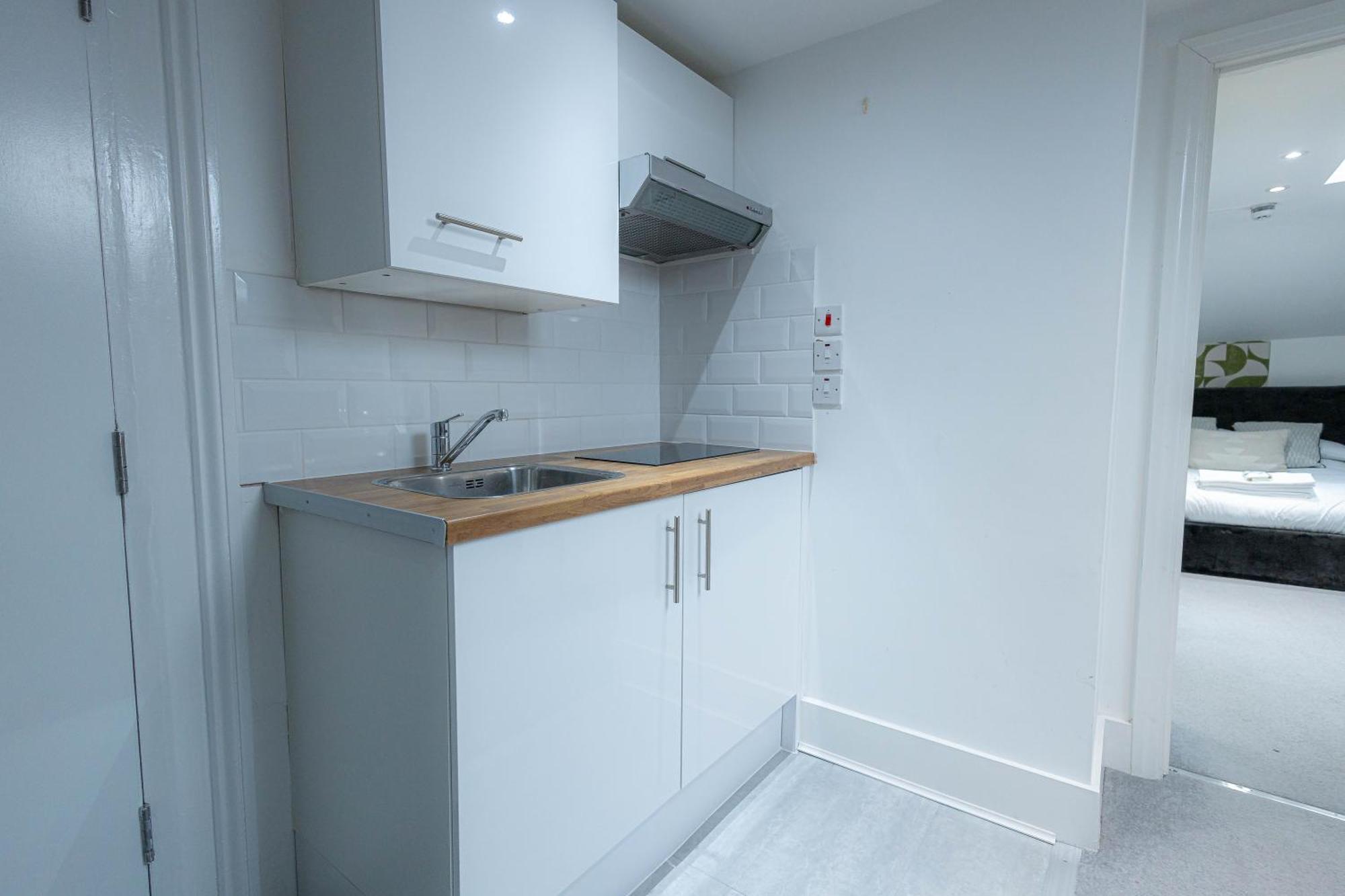 Apartment Deluxe Urban Retreat With City Views Studio And One Bedroom Near Camden By Belvilla *