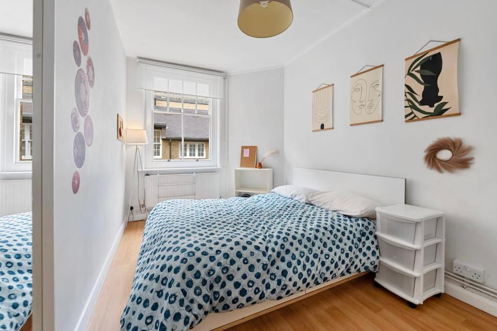 Appartement Small One-bed Flat, Payment Required Straight Away, Host Will Message After You've Made A Reservation
