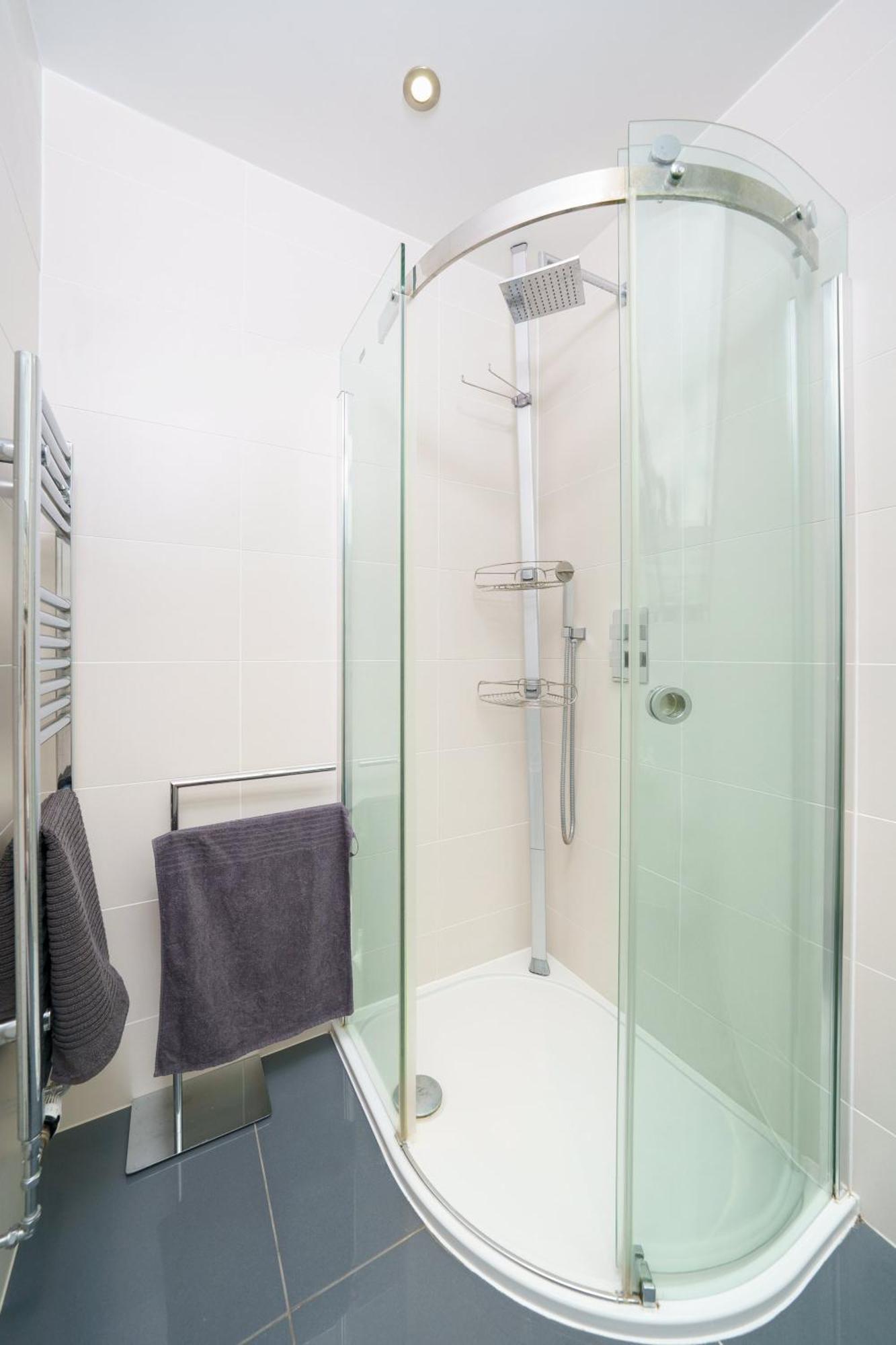 En-suite In Zone 1 Habitación en casa particular Londres