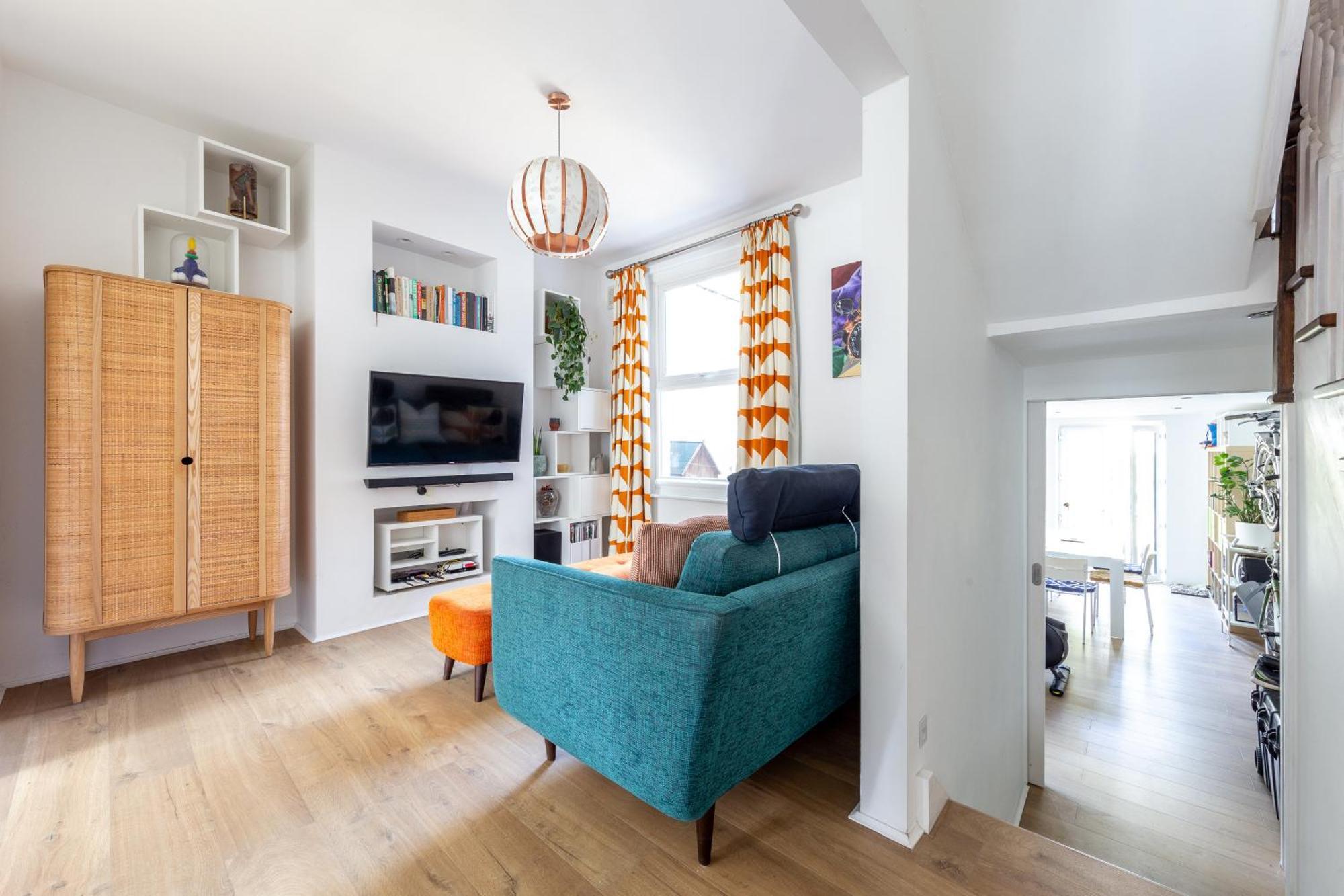 Hébergement de vacances Chic Semi-detached House With A Private Garden, Se *