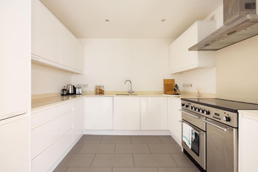 Apartment Wild Roses Serviced - Borough *