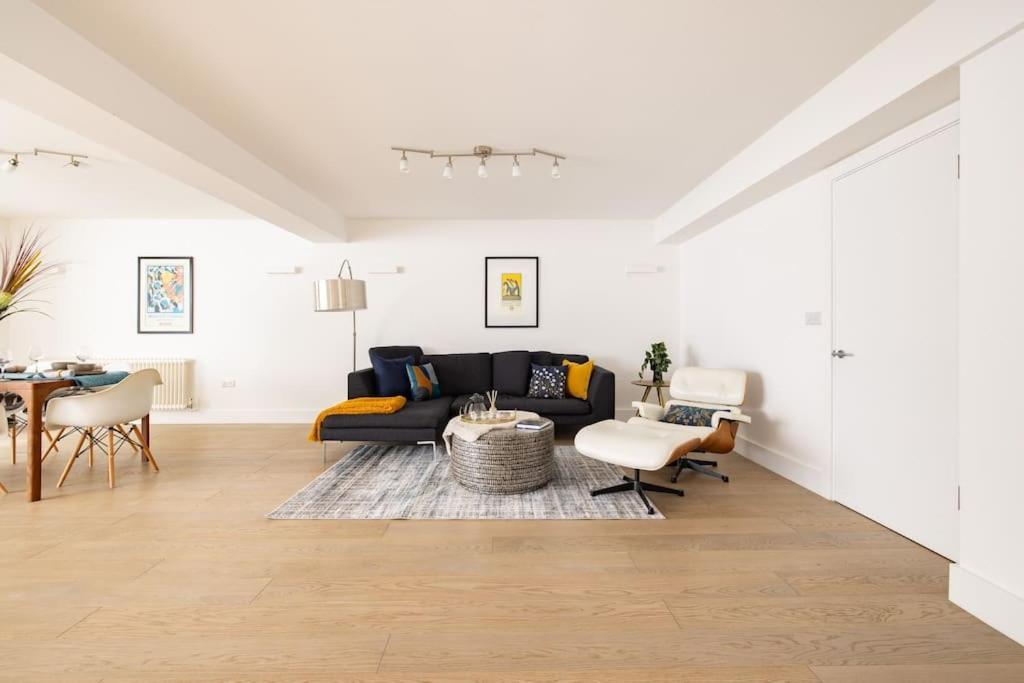Wild Roses Serviced - Borough Apartment London